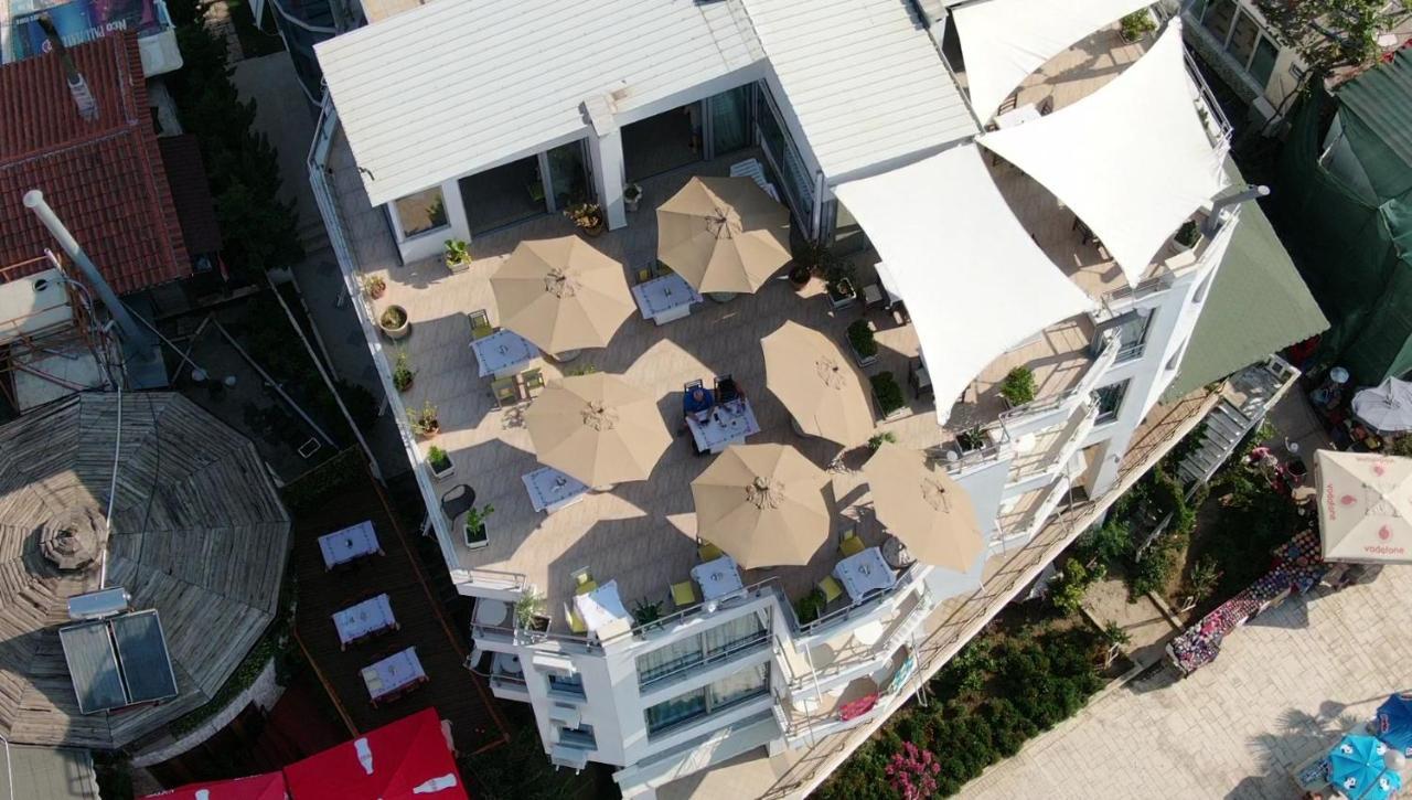 Hotel Royal Saranda Екстериор снимка