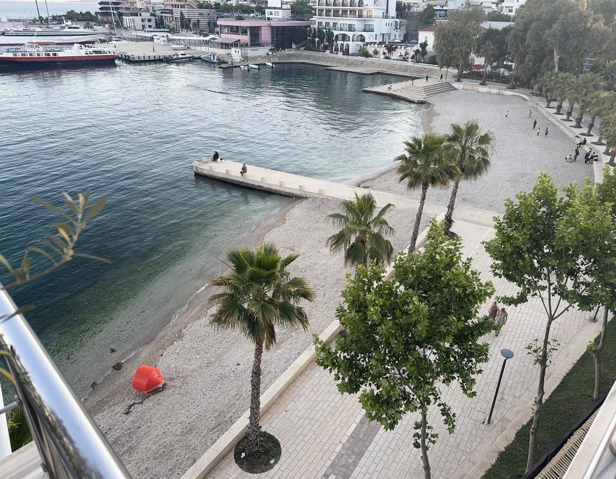 Hotel Royal Saranda Екстериор снимка