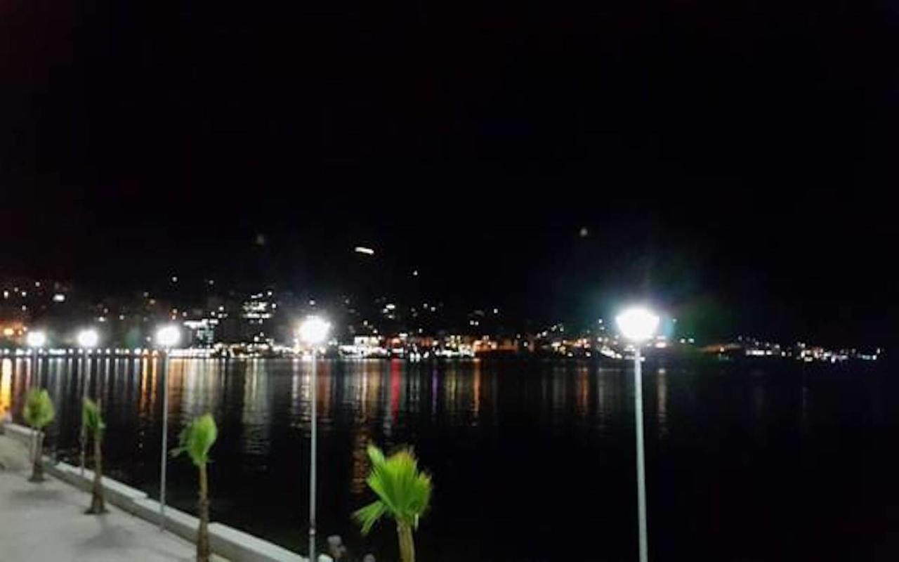 Hotel Royal Saranda Екстериор снимка